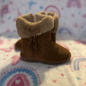 Cozy Brown Faux Fur Baby Boots